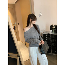 特价批发减龄款条纹撞色一字肩长袖T恤女气质夏新款高级感上衣