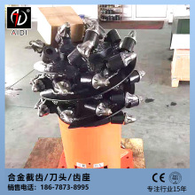 �칤XR360����荲�ú�C������X S135���X���� �V�ý��Xs135��̖