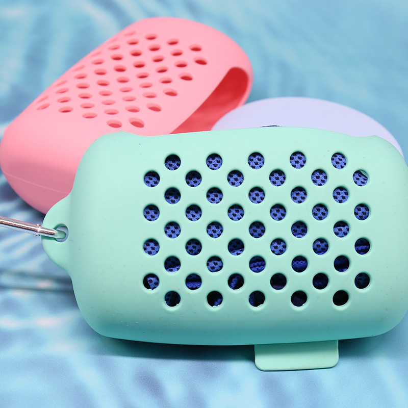 Silicone Towel Cover Outdoor Travel Quick-drying Cold Dry Towel Protective Cover Mountaineering Towel Storage Silicone Bag