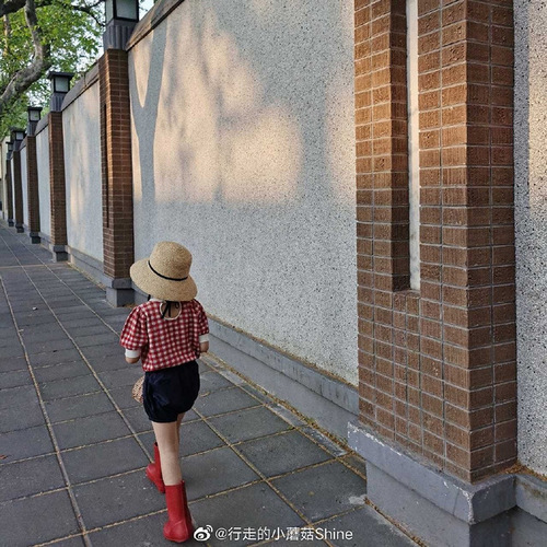  New Women's Children's Checkered Short Sleeve Top Summer Thin Knit Shirt Korean Version Baby Bubblesleeve Clothing Doll Shirt