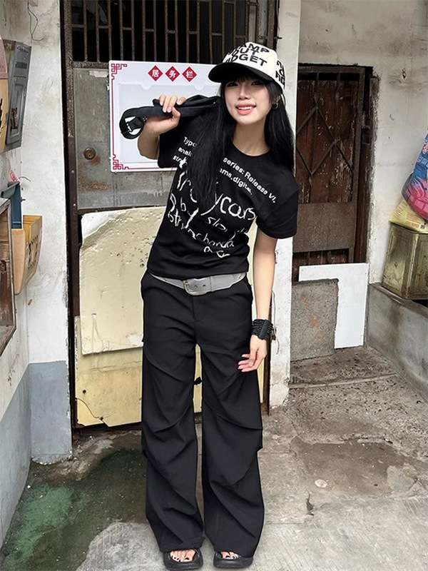 アメリカの肩の半袖のtシャツの女性の夏のアルファベットのプリントはスリムに見えます。|undefined