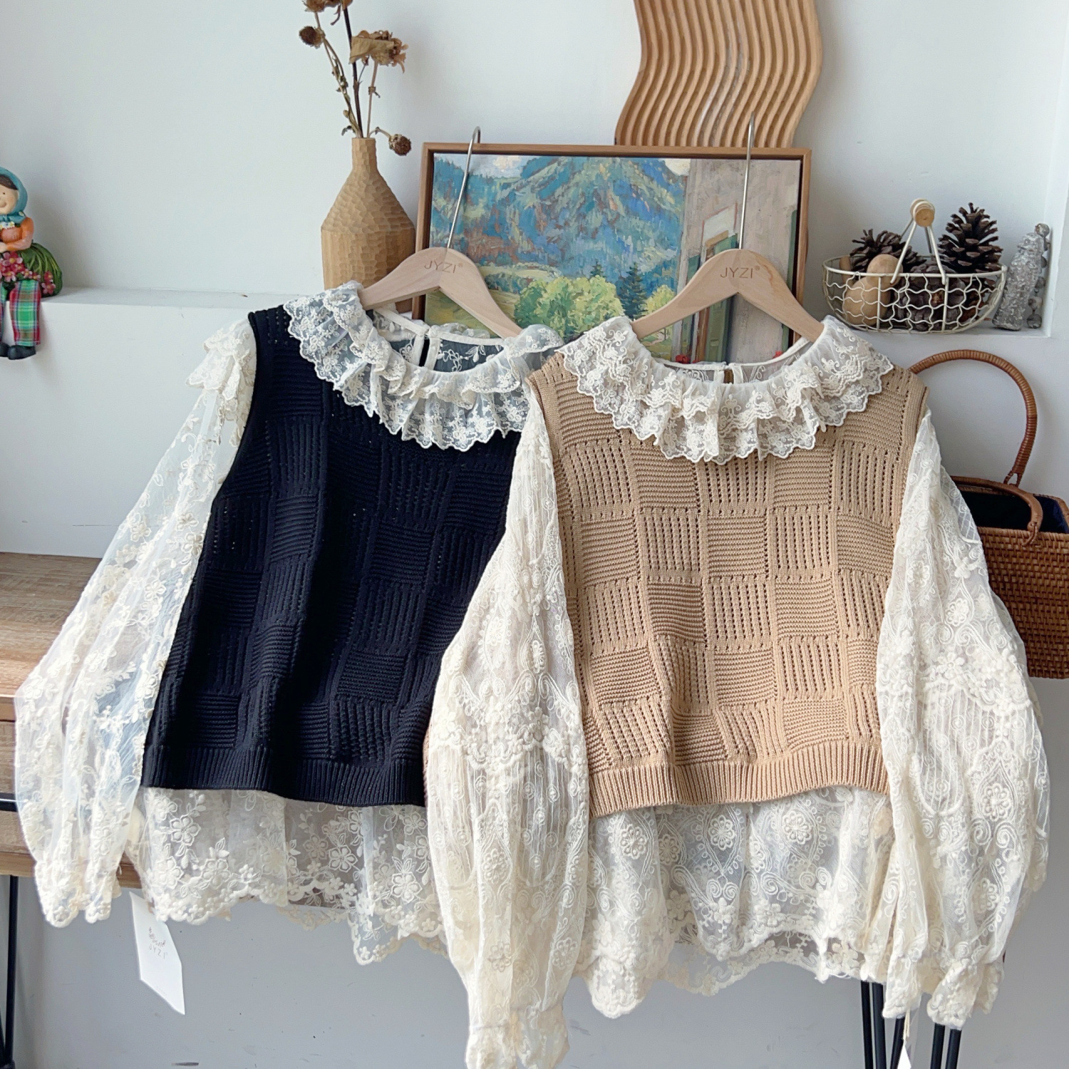 Knitted retro vest