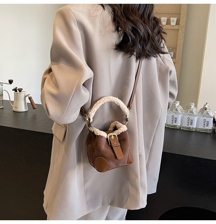 Lambskin mini bucket bag, Maillard suede retro handbag, 2024 new style, single-shoulder crossbody handbag undefined