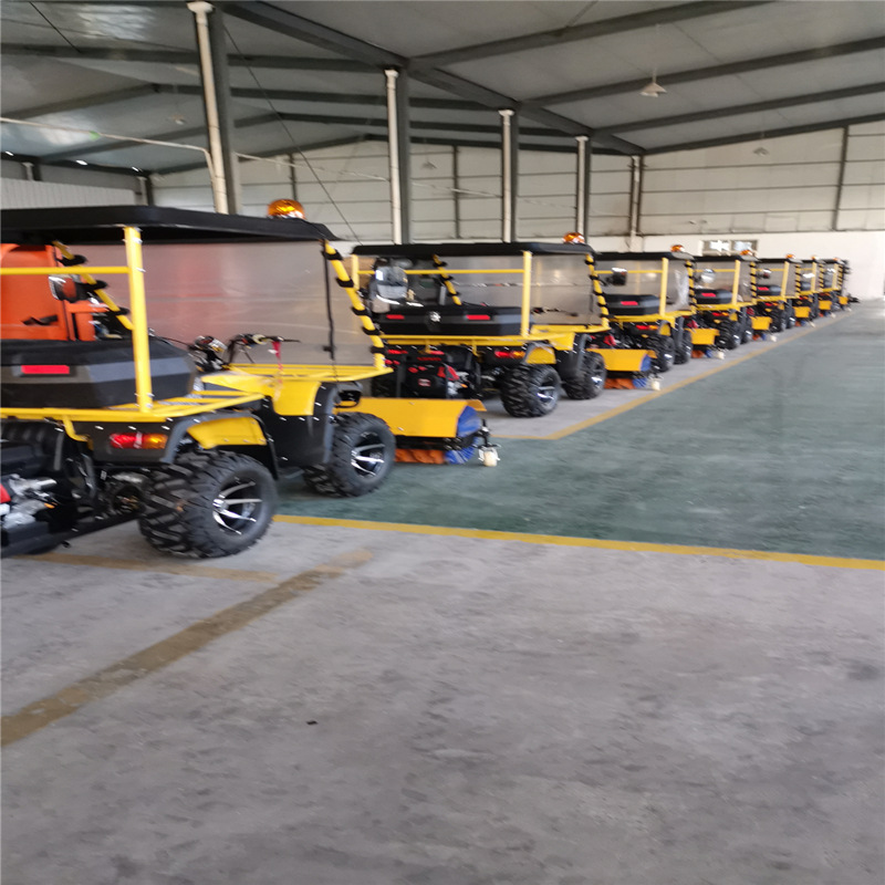 四轮座驾式扫雪车 道路简易微型扫雪机路面清扫车扫路机