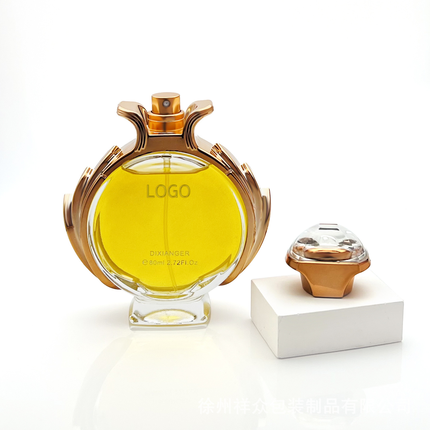 El nuevo clip de botella de agua perfumada dorada presiona el vidrio de pulverización 80 ML botella vacía de vidrio de perfume puede fijar el logotipo image 6