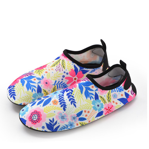 Women's New Slides Anti-Slip Anti-Cut Diving Shoes Swimming Wading Barefoot Soft Sole Snorkeling Shoes Beach Skin-Friendly Shoes