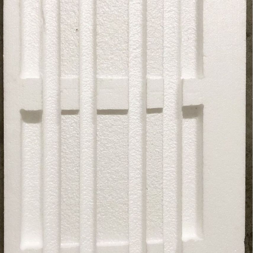 东莞横沥镇异型免模泡沫按图纸中高密度泡沫防震包装15918366538