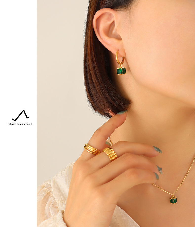 Retro Geometric Titanium Steel Plating Earrings Necklace