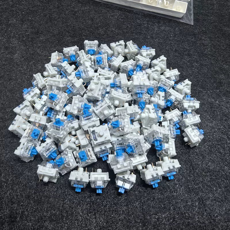 现货批发跨境机械键盘青轴红轴茶轴客制化热插拔开关三脚十字轴心