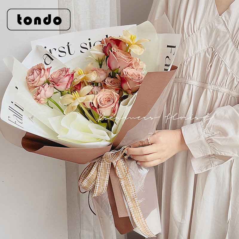 七夕情人节礼物鲜花包装纸定制辛西娅一见钟情包花纸包装材料批发