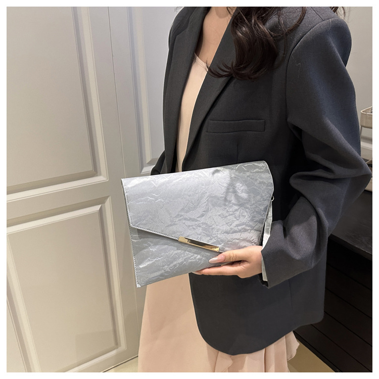 112g Weight Sewing Thread Fashion Element Magnetic Buckle Closure Type Top Handle Strap Type Envelope Bag Bags Type Office, Party Occasion Pu Leather Material Solid Color Pattern All Seasons Season Women's Gender Elegant Style Square Shape Pu Leather Solid Color Sewing Thread Square Clutches 17