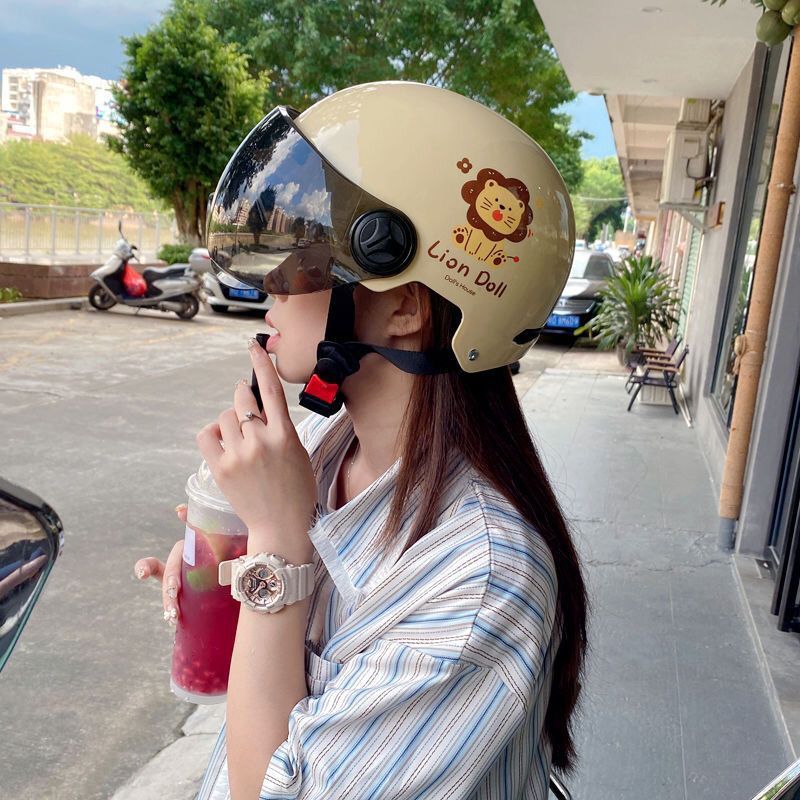 Cartoon Cat 3C Certified Electric Vehicle Helmet Women's Winter All Year Round New National Standard Motorcycle Safety Half Helmet Cute