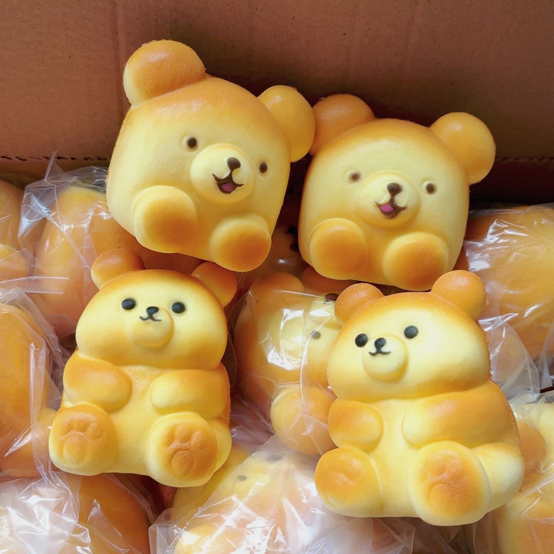 느린 리바운드의 젖은 부드러운 느낌의 동물 무작위 1마리