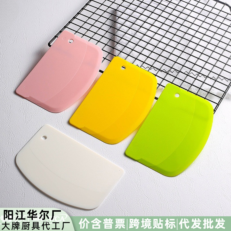 现货烘焙工具塑胶刮板塑料切面切片刮片肠粉刮烘焙工具做蛋糕工具