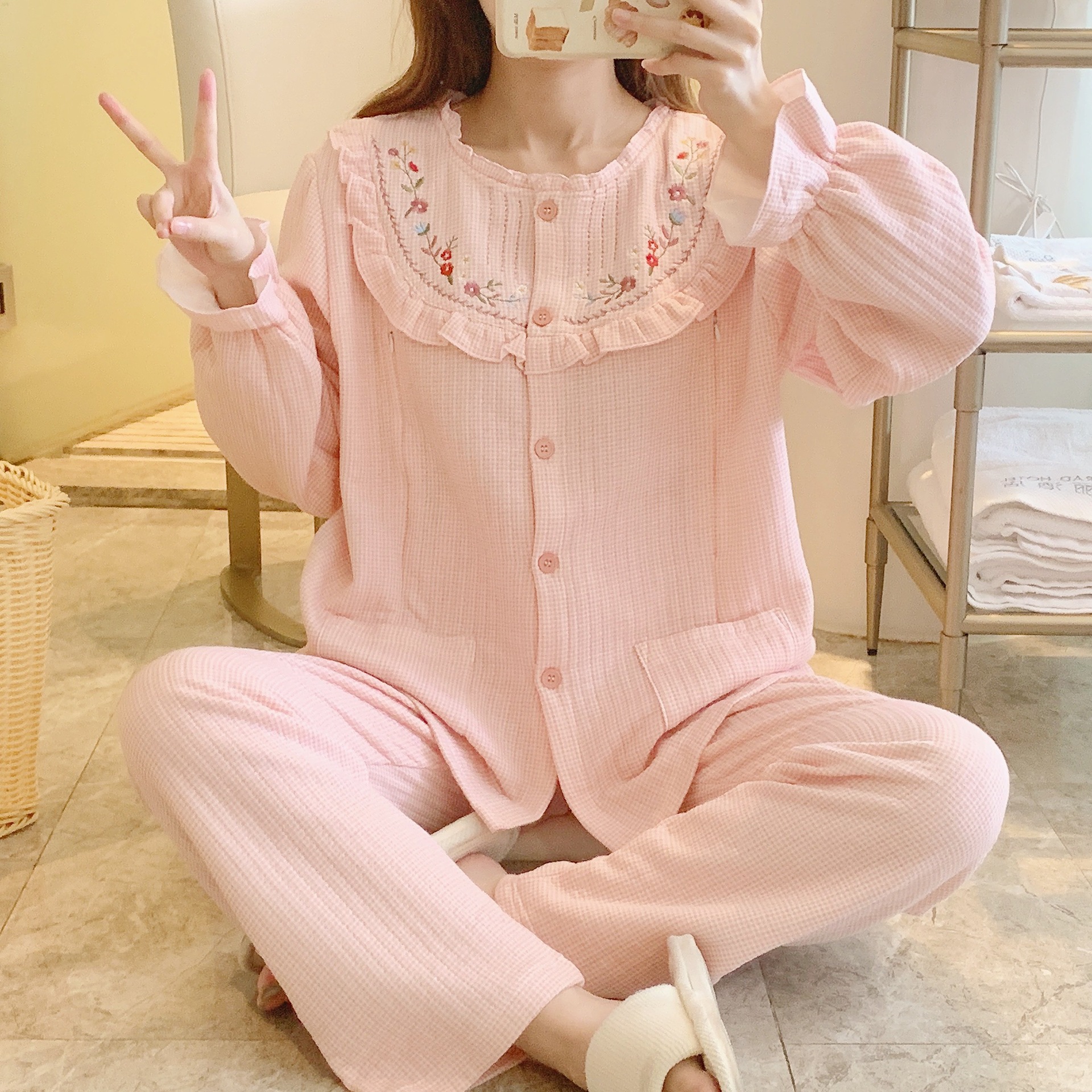 가을과 겨울 공기 면화 월간 의류 산후 수유 임산부가 출산 잠옷을 봄과 가을 조정 가능한 세트 제공합니다.