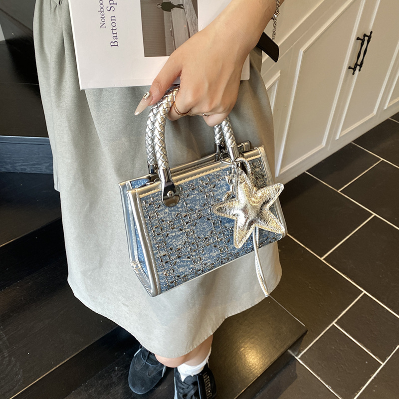 Tendencia extranjera bolso de mano para mujeres 2025 nuevo popular bolso de hombro universal de alto nivel bolso de diamante