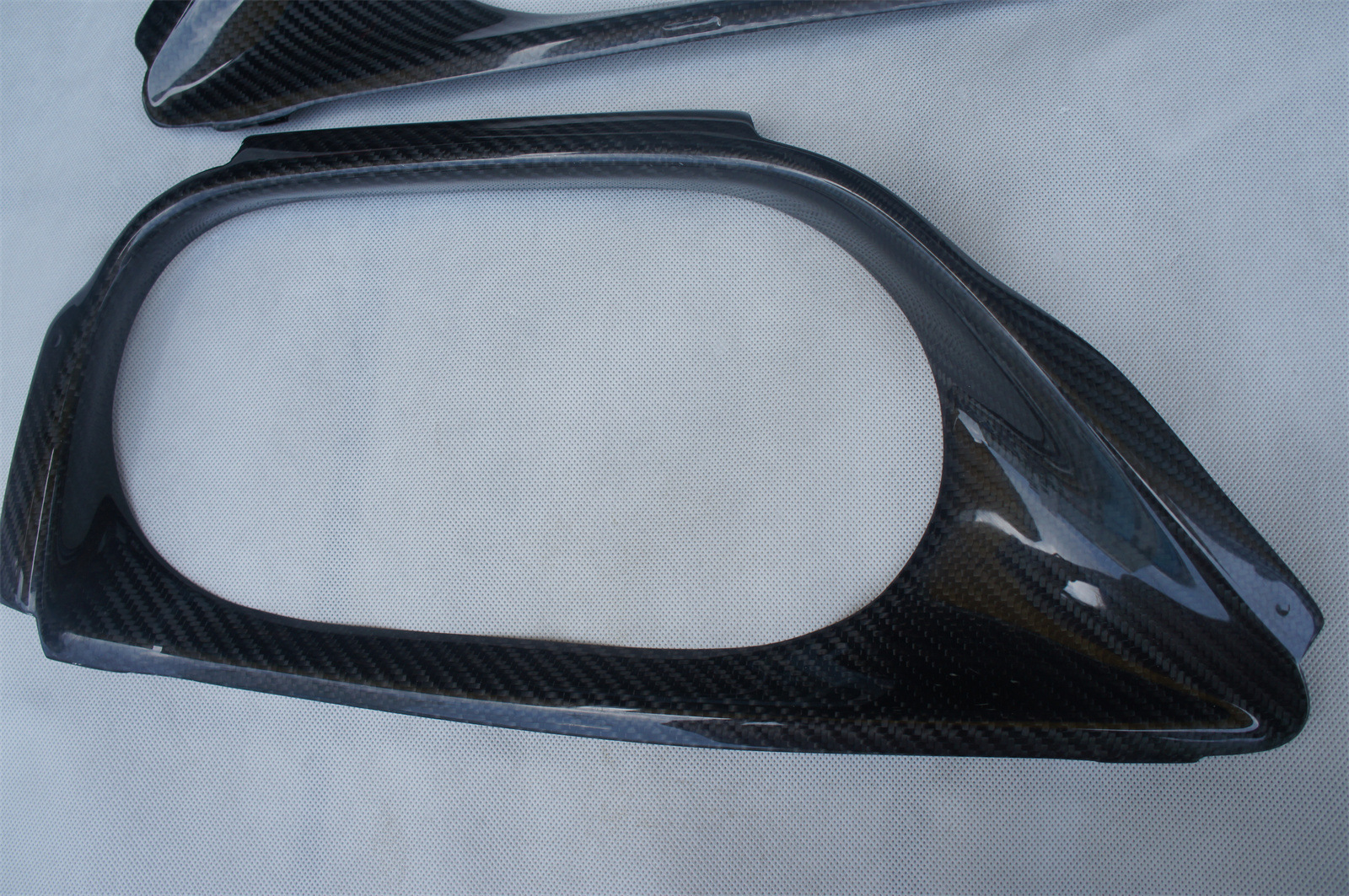 Suitable for Nissan Gtr35 Tail Throat Decorative Frame Modification Parts, Rear Lower Lip, Lightweight Carbon Fiber Material