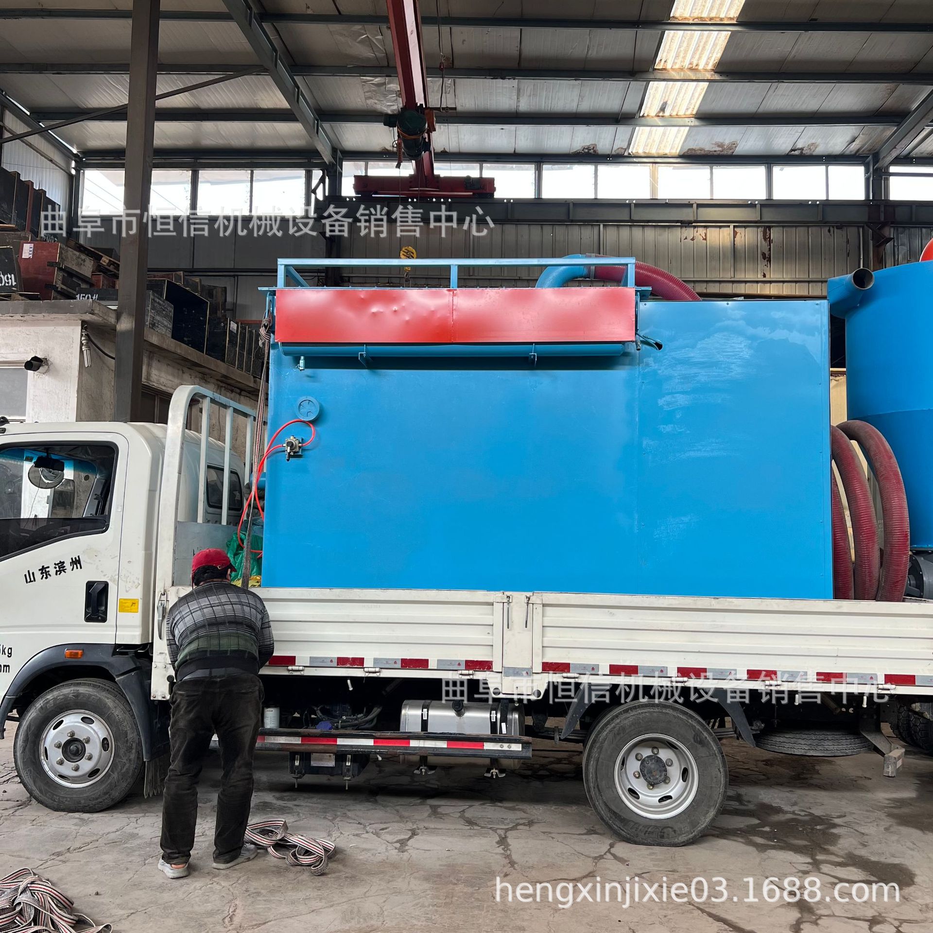 河南漯河平底库粉煤灰移动式吸灰车zcjb 喷砂房沙子气力吸沙机