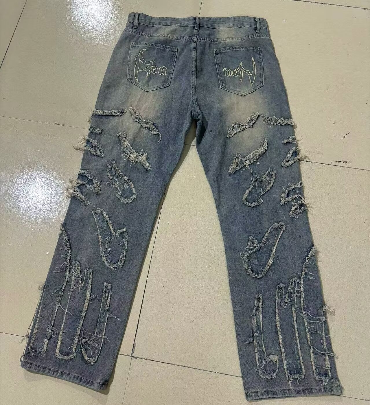 Vintage Embroidered Straight Leg Jeans For Men & Women – Relaxed Fit, Streetwear Fashion, Cotton Denim Pants (Black, Blue-Yellow)​_mkmklike.com