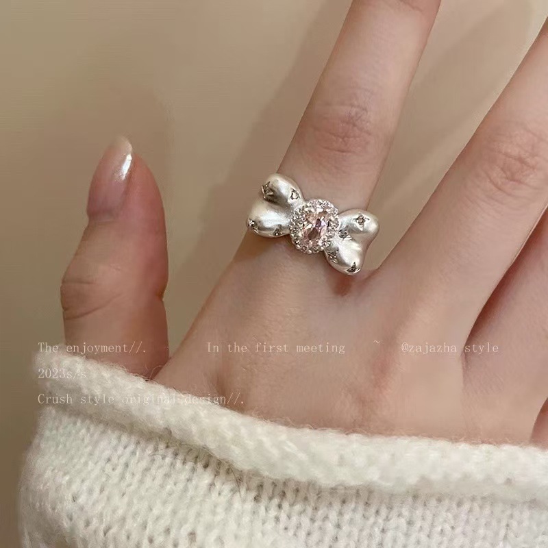 Fashionable matte cute small design ring with bow