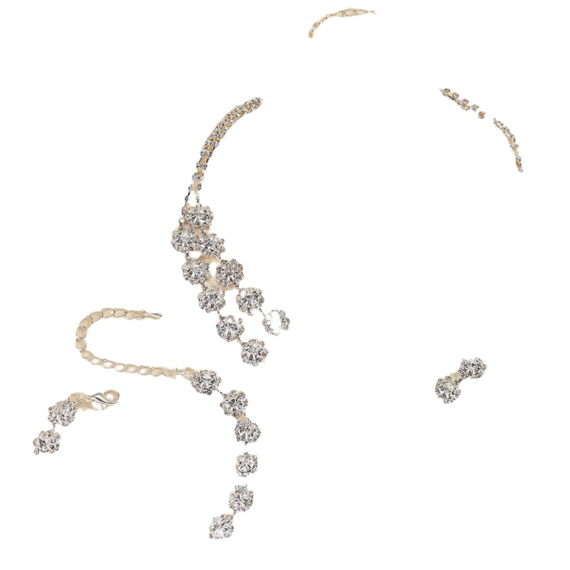 Brautschmuck Halskette Ohrringe Schmuck Armband Bankett Kleid Halskette modische und vielseitige Temperament Accessoires_voghion.com