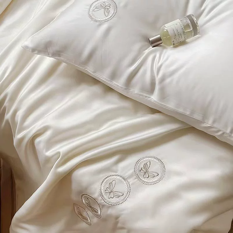 Легкая роскошь 80 Laisles Silk Лето было обнаженным и прохладным, Скользящий Маленький Летний Летний Холодный Двойной Двойной Кондиционер Bean Тонкий сердечник