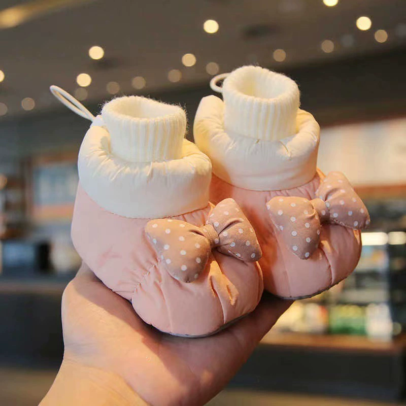 Осенняя и зимняя детская обувь 0-1 год