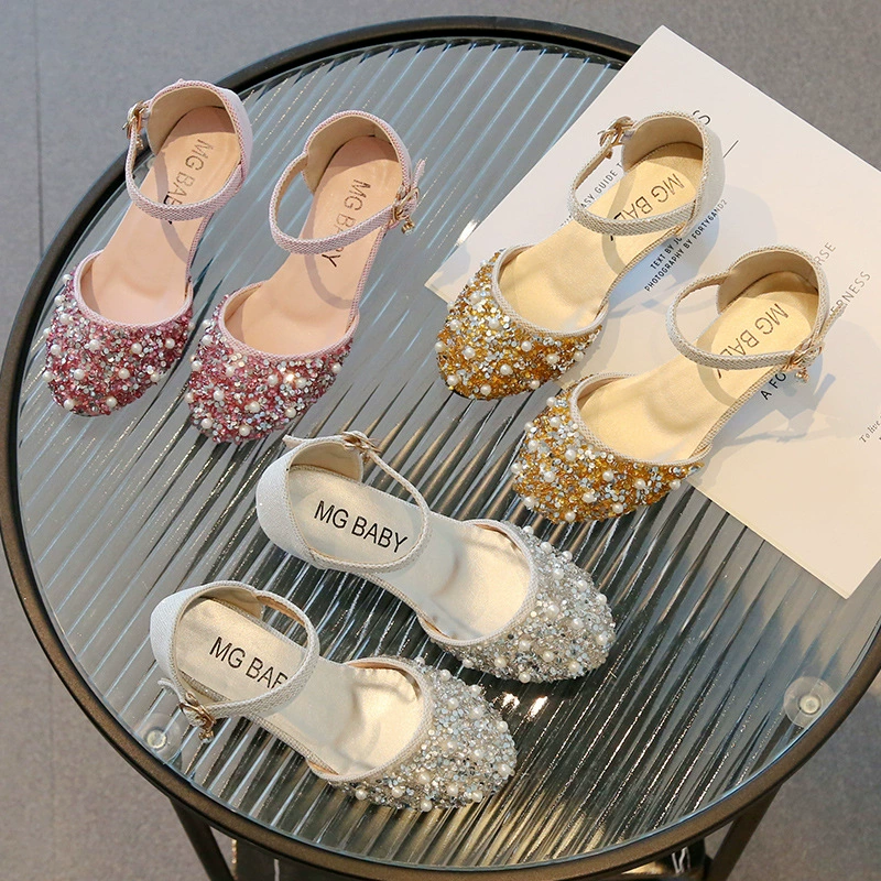 Детская обувь принцессы с жемчугом и стразами, модные сандалии для девочек с низким ртом, большие дети, летняя детская обувь на высоком каблуке оптом