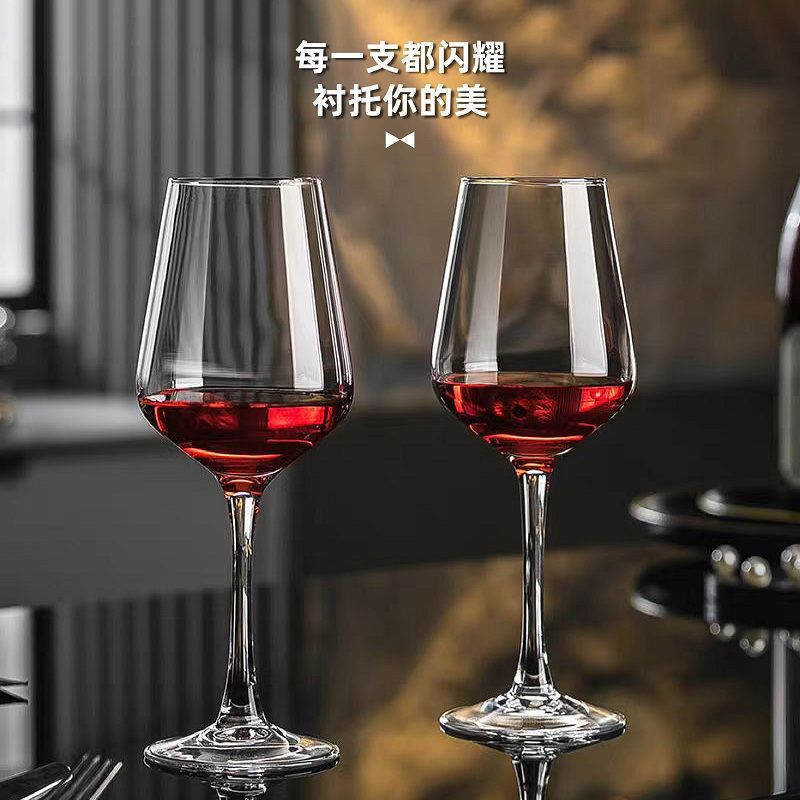 Copa de vino tinto de alto valor de manzana verde Copa de vino de vidrio sin plomo Juego de lujo ligero para el hogar Copa de uva decantador