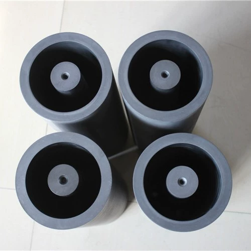 Графитовый тигель для непрерывного литья меди с верхним вытягиванием из высокочистого графита.