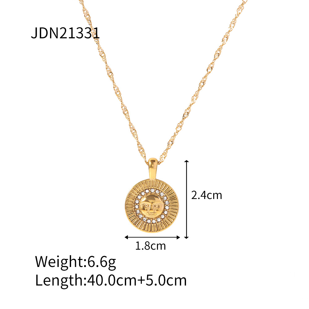 Fashion Portrait Stainless Steel Gold Plated Artificial Diamond Pendant Necklace