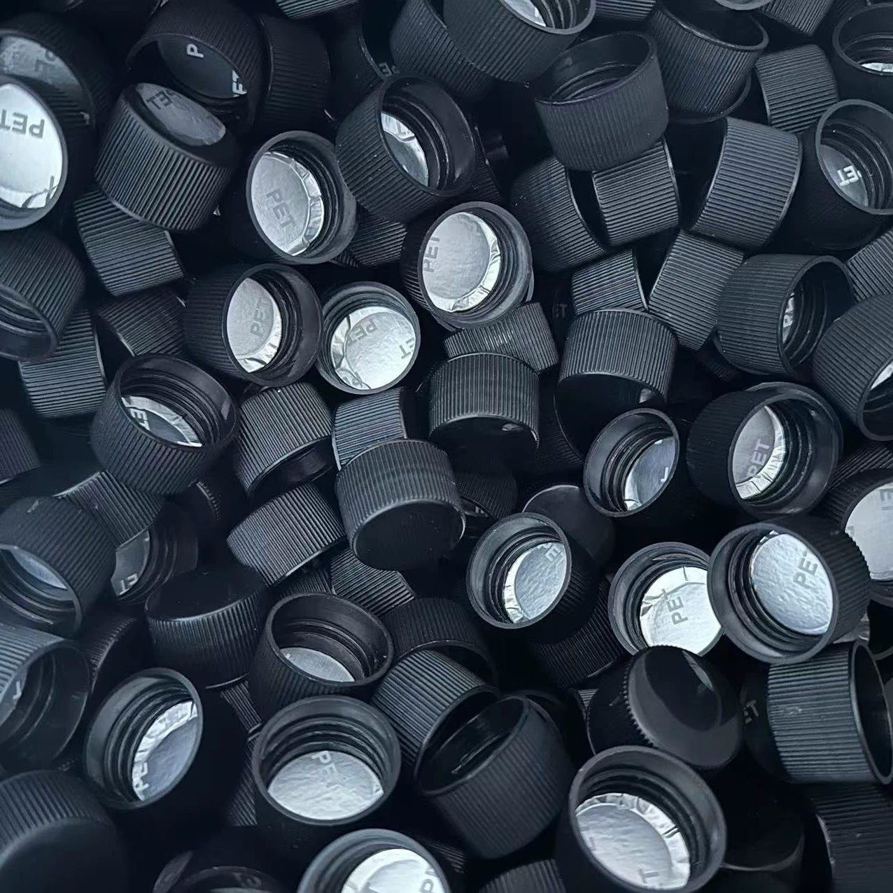 24/410 зубной роторный колпачок 24 зуба черный пластиковый колпачок бутылка крышка PE алюминиевая фольга крышка ПЭТ спиральная крышка универсальная крышка