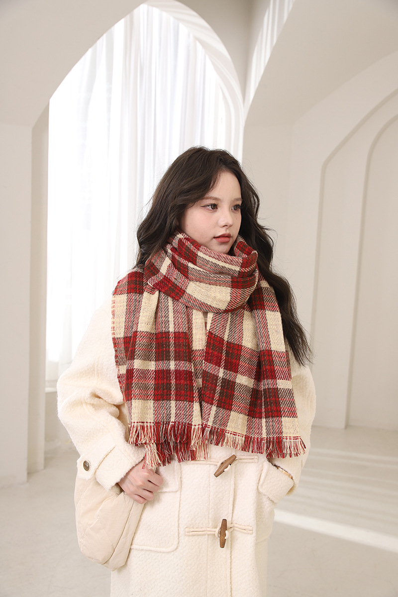 Red scarf women's winter 2024 new Korean version New Year's warm couple Christmas gift checkered pattern_voghion.com