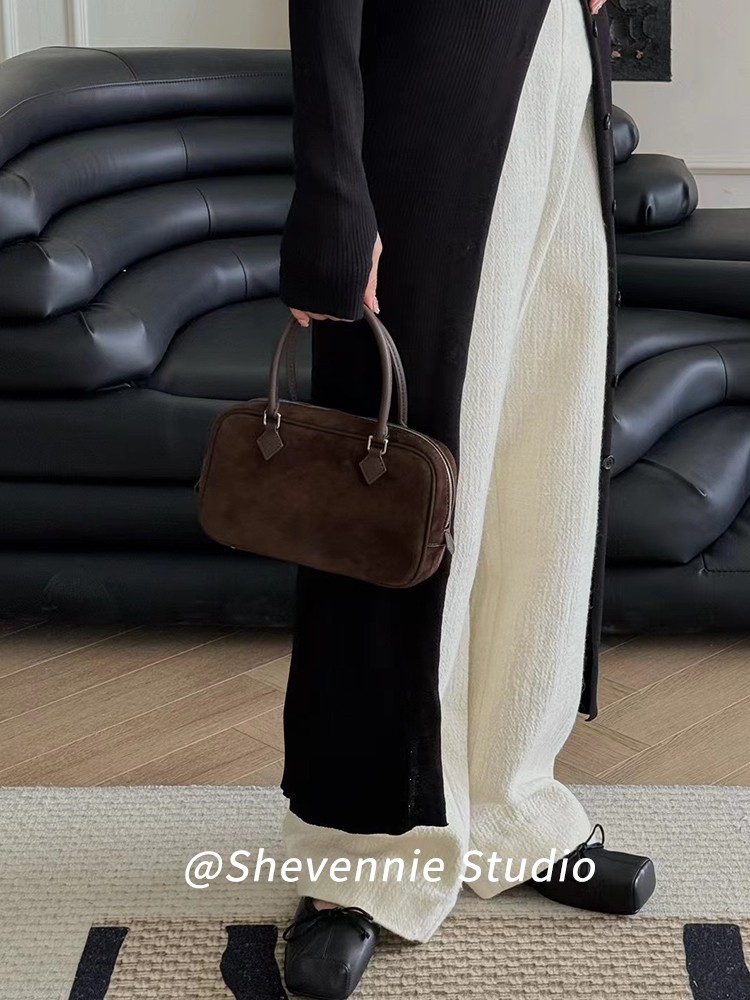 Los pedidos coreanos contienen ovejas de cuero, fideos de lana de beijing, bolsos cuadrados pequeños de mano, bolsos de boston, bolsos de mujer, moda