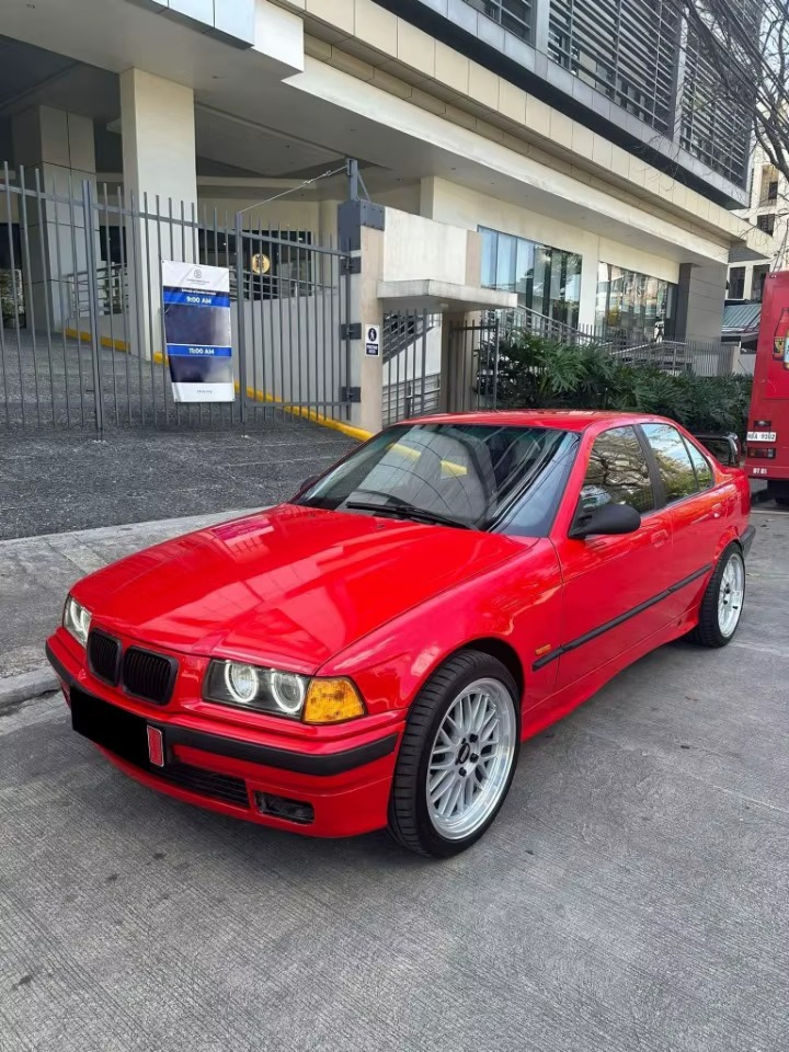 Suitable for 1997-1999 Bmw E36 Original Factory Upgraded Double Kidney Grille