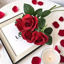 仿真花假花ins风浪漫家居装饰花朵婚庆婚礼手捧玫瑰花仿真玫瑰花