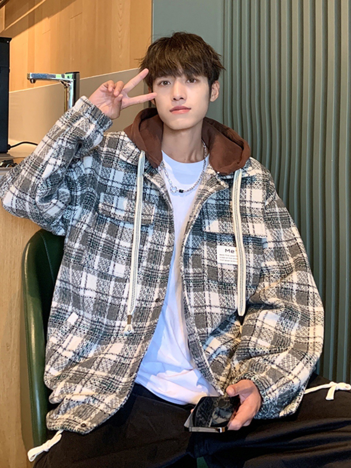 Abrigo rufián guapo retro pequeña fragancia moda masculina tendencia 2024 otoño e invierno nuevo estilo suelto todo-fósforo casual