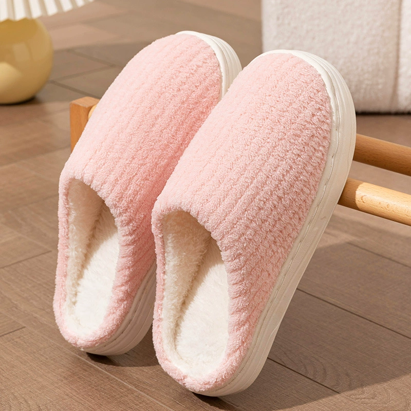 Домашние Slippers зимние нескользящие милые обувные платформы для любимых