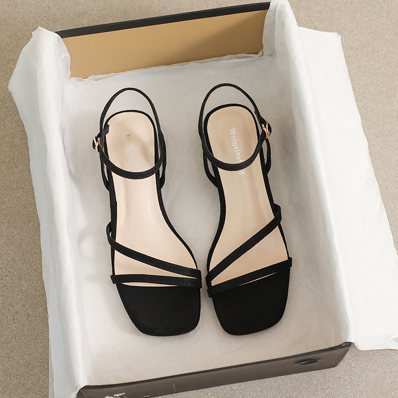 One-line strap sandals for women 2023 Korean version simple French strap flat sandals for women casual large size sandals for women summer