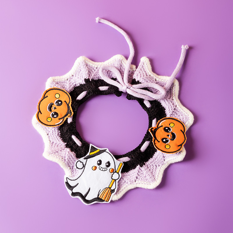 犬の服のカボチャのハロウィンのニットの首輪のペットは猫の帽子の犬のよだれかけのかわいい首輪を飾ります。|undefined