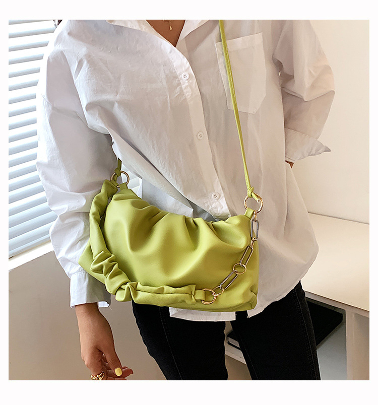 Western Style Pleated Chain Cloud Bag Female Summer 2021 New Fashion Simple Shoulder Underarm Bag Crossbody Dumpling Bag display picture 46