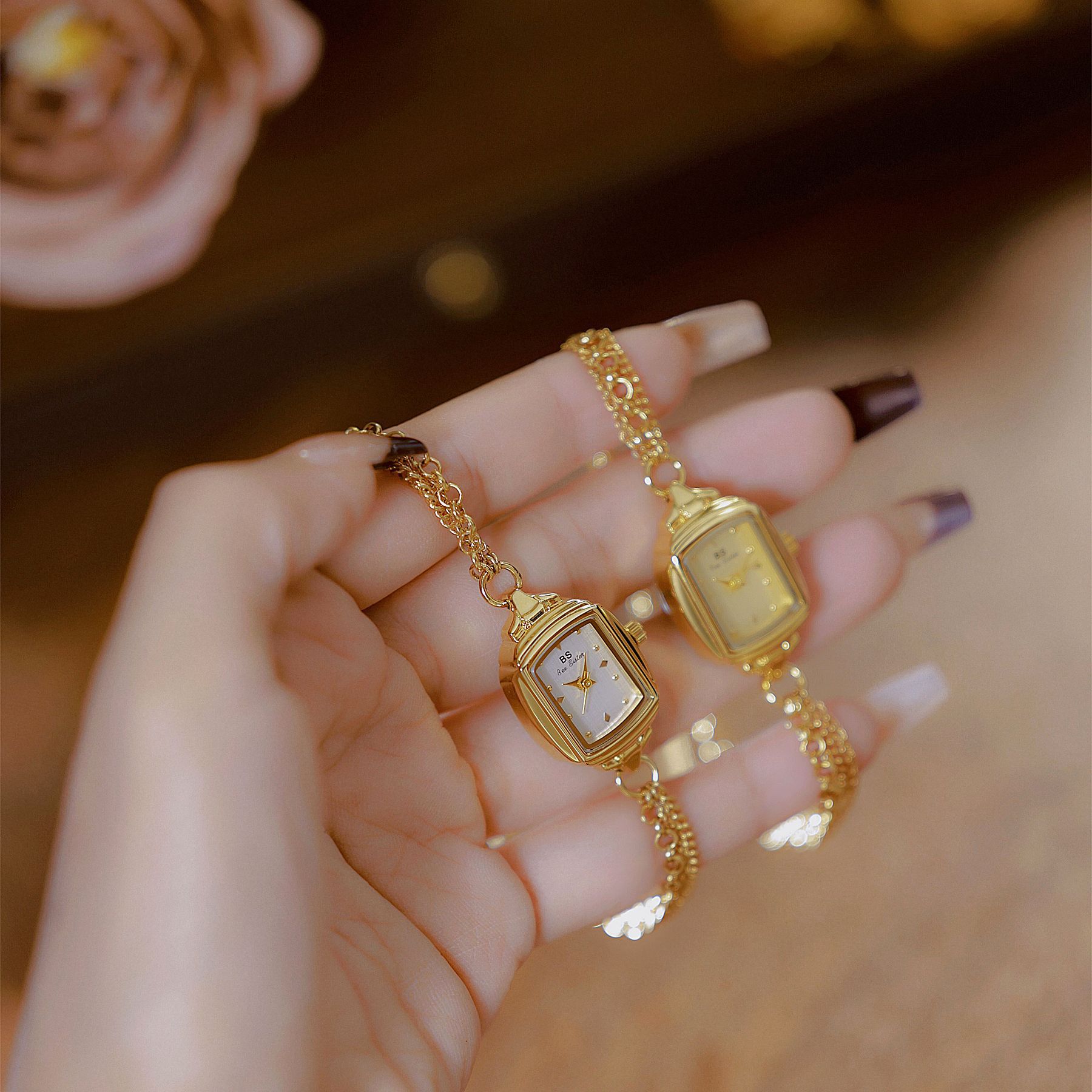 30g Weight Tempered Glass Mirror Material Alloy Strap Material Watch Classification Pointer Display Type Jewelry Buckle Buckle Style Square Dial Shape Casual, Daily Occasion Quartz Movement Solid Color Pattern Women's Gender Elegant Style Elegant Solid Color Jewelry Buckle Quartz Watch Women's Watches 4