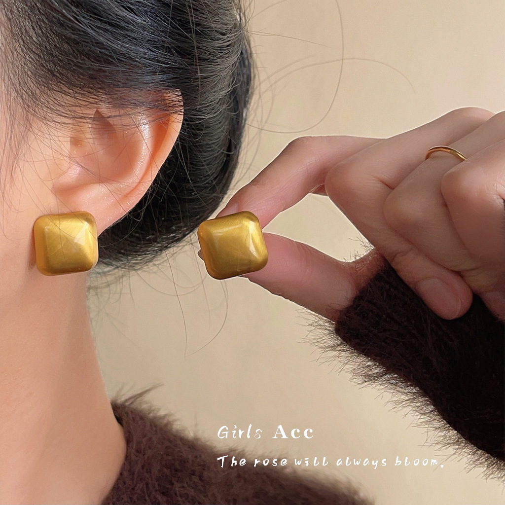 耳语补模特_0021_耳语场景新水印 拷贝 20.jpg