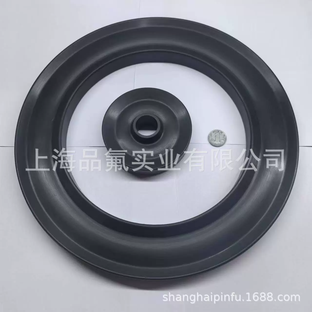 Заводская обработка нестандартных резиновых изделий специальной формы, фторсиликоновая прокладка-уплотнение при низкой температуре минус 100 градусов.