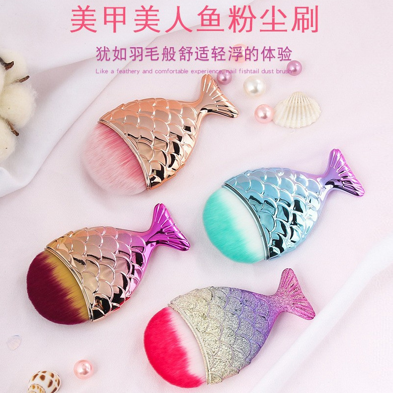 Sirena cepillo de maquillaje de manicura cepillo de polvo cepillo de limpieza cepillo de fondo tipo cola de pez pequeño graduado cepillo de blush herramientas de maquillaje