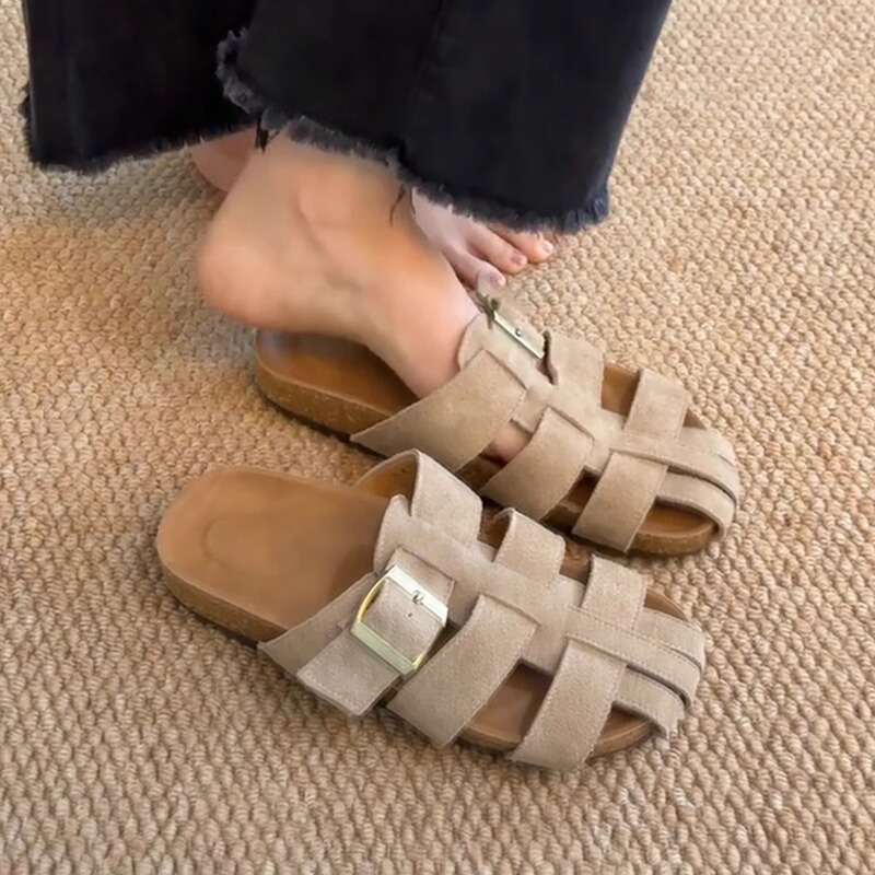 Sheepskin version ~ thick-soled frosted suede one-step outerwear burkan shoes women's versatile soft-soled hollow half-tow bag shoes Sheepskin version ~ thick-soled frosted suede one-step outerwear burkan shoes women's versatile soft-soled hollow half-tow bag shoes