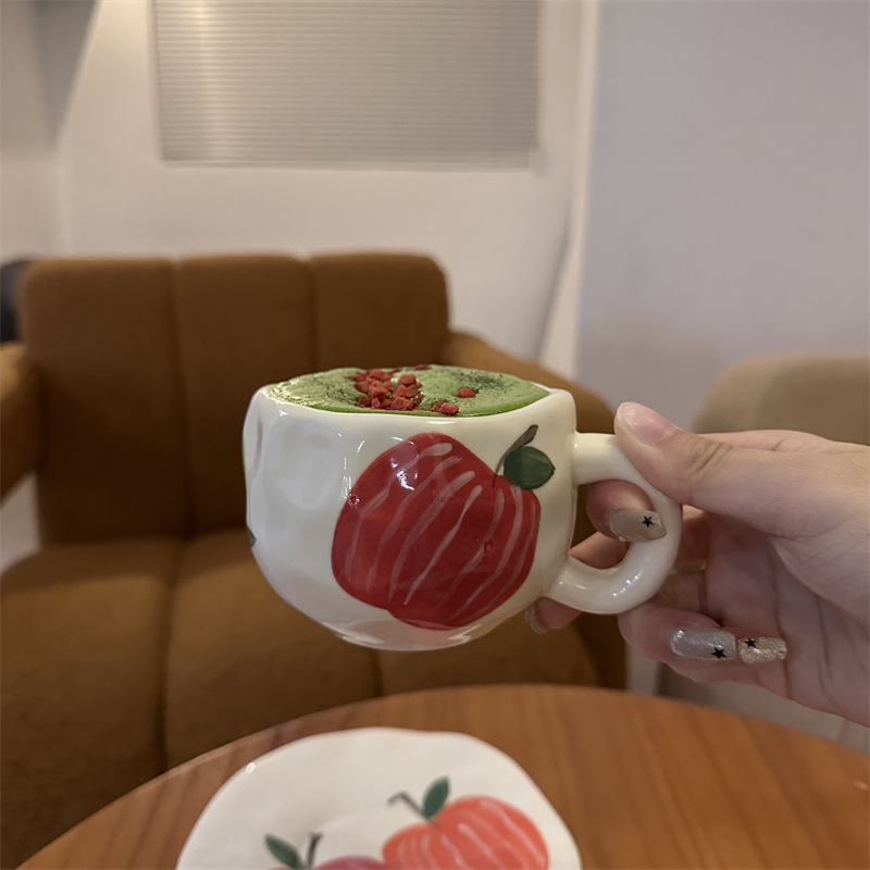 Apple, hand painting