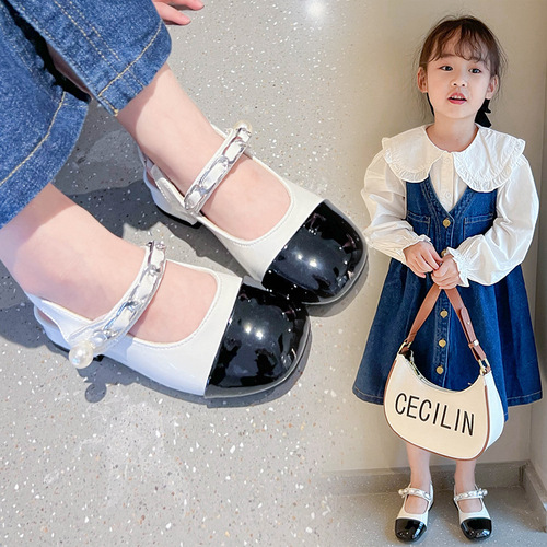 Korean children's sandals 2024 new spring and autumn season cap toe color-blocked soft sole comfortable little girl pearl princess shoes trendy