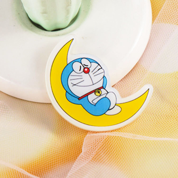 日本系アニメアクリルブローチかわいいドラえもんアニメバッジカスタム子供バッグストラップ|undefined
