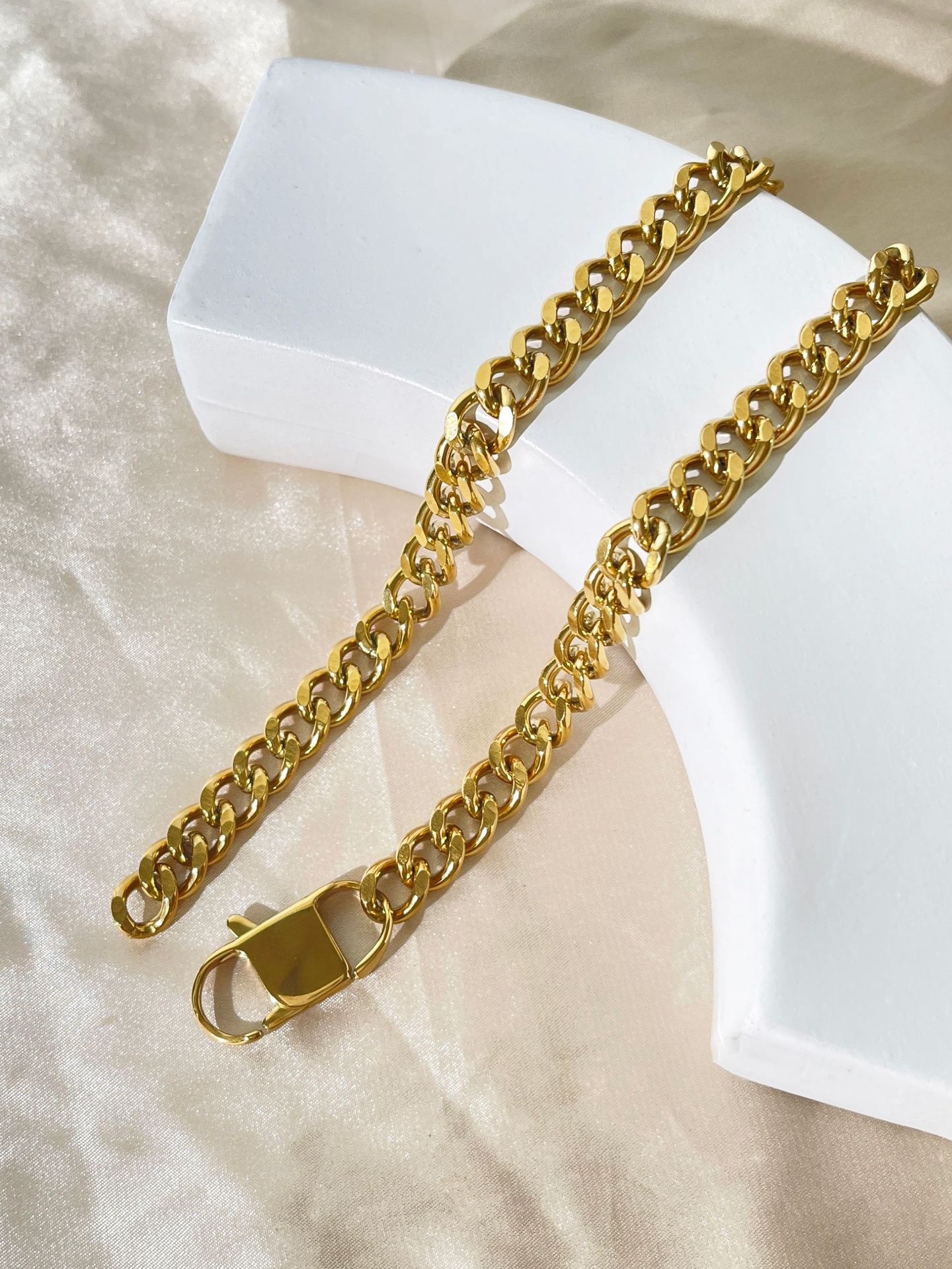 Street Occasion PVD Coated Real Gold Plated Geometric 304 Stainless Steel Pearl Exaggerated Waterproof Non Tarnish Choker